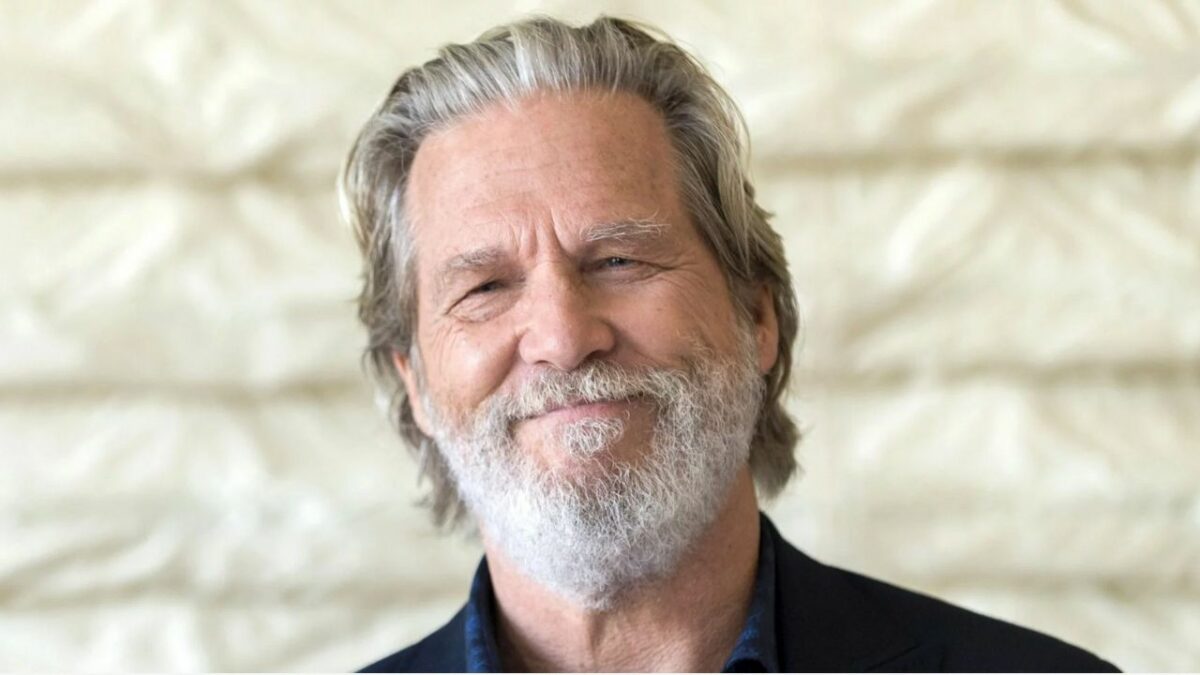 jeff bridges in Hulu's the old man