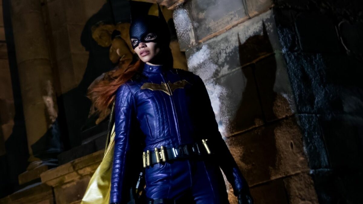 Batgirl Set Photos Reveal Michael Keaton’s Batman in Full Costume