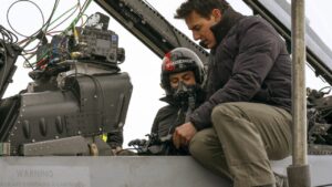 Tom Cruise revient en tant qu'illustre capitaine Maverick dans le dernier teaser