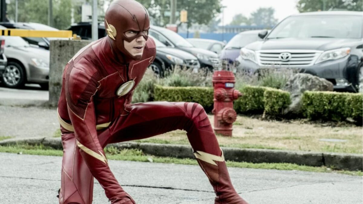 The Flash Season 8 Finale Promo Reveals Ultimate Speedster Battle