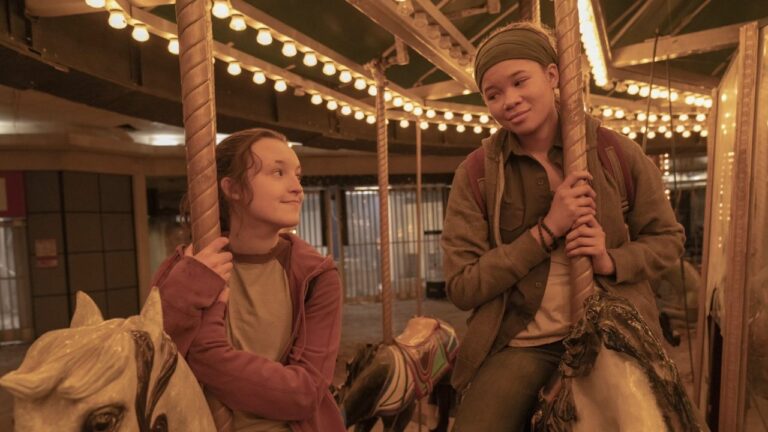 Storm Reid and Bella Ramsey in The Last of Us