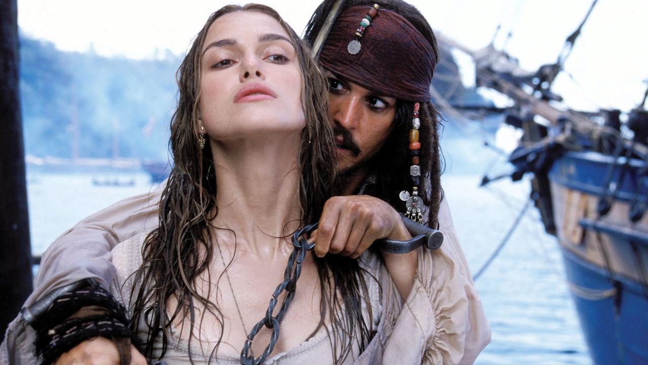 кира найтли пираты карибского моря горячие