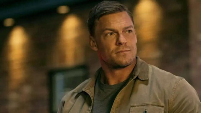 Alan Ritchson in Reacher