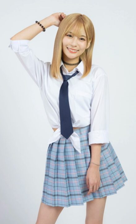 Riko Nagase as Marin Kitagawa 