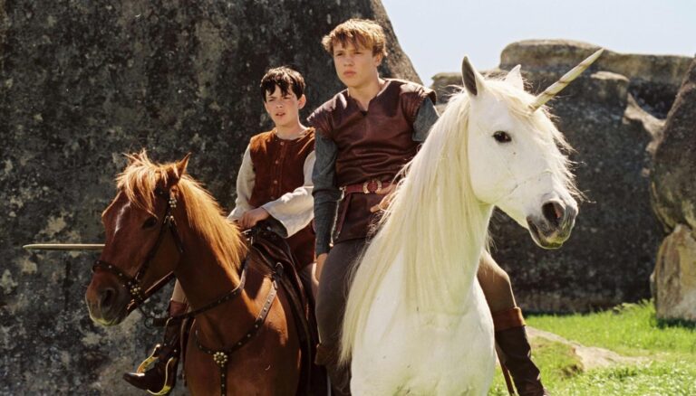 William Moseley, Philip Steuer, and Skandar Keynes in The Chronicles of Narnia