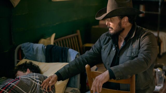 Cole Hauser and Finn Little in Yellowstone