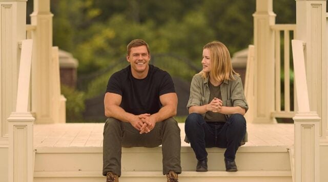 Alan Ritchson and Willa Fitzgerald in Pie