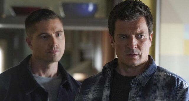 Nathan Fillion and Eric Winter in The Rookie