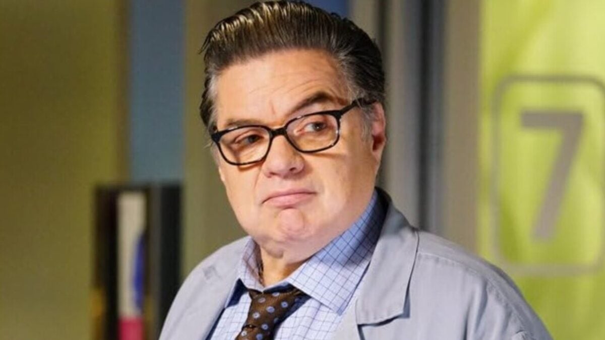 Oliver Platt in Chicago Med