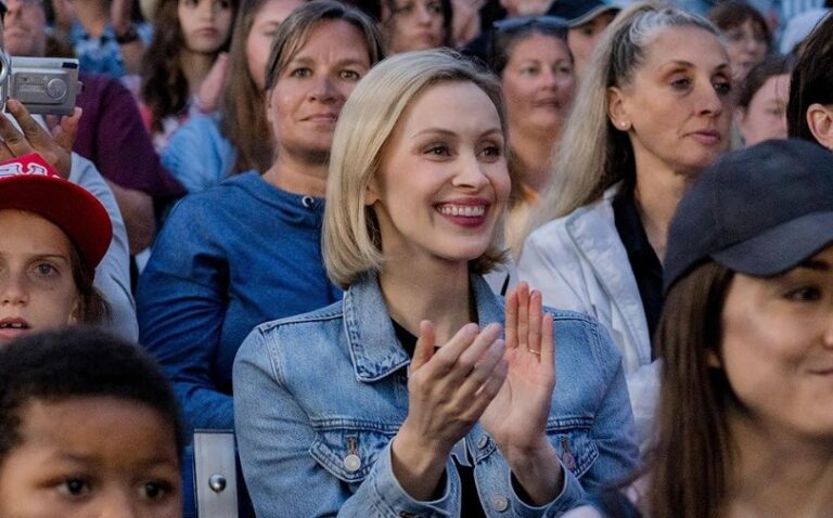 Sarah Gadon in You Gotta Believe